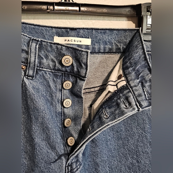 PacSun Blue Jeans with bandana patchwork size 23 - Picture 8 of 13